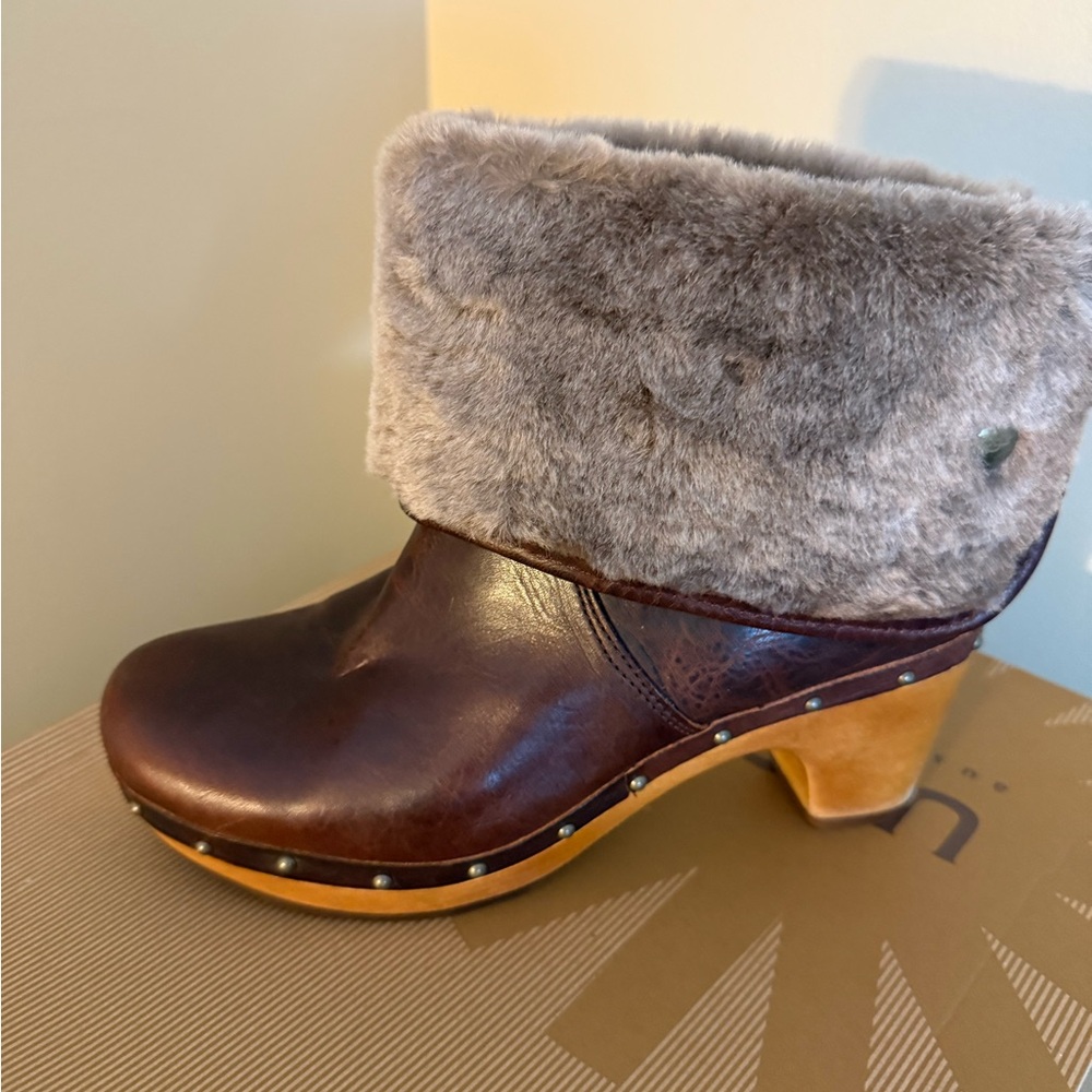 UGG Brown Boots with Plush Cuff